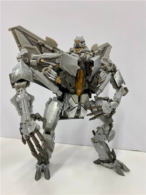 Takara Tomy公開變形金剛MPM-10紅蜘蛛實體圖