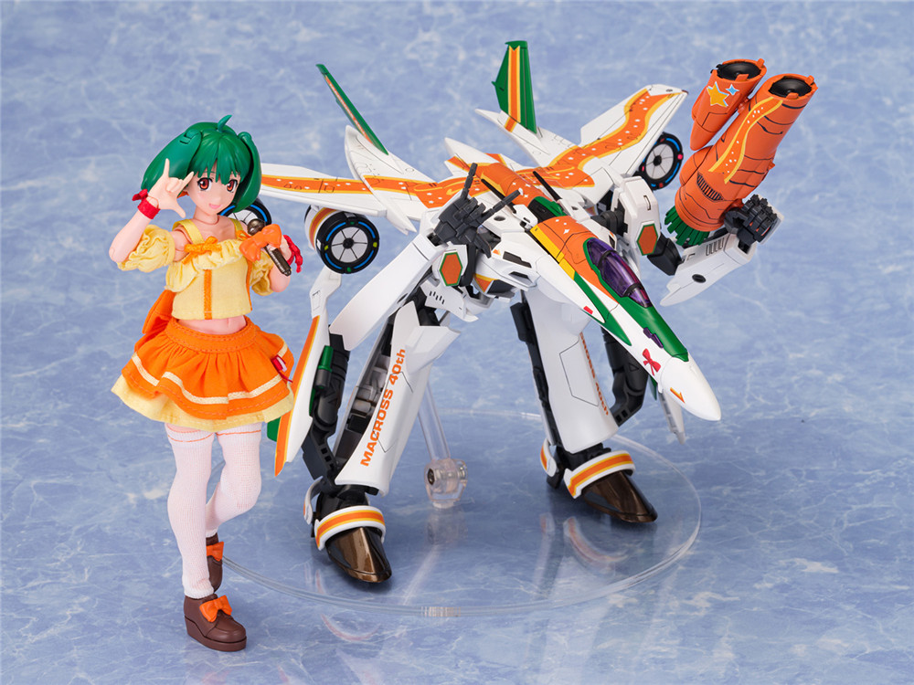 青島社推出ACKS MC-10《超時空要塞F》VF-25F 彌賽亞 蘭花·李 40周年紀念配色Ver.拼裝模型
